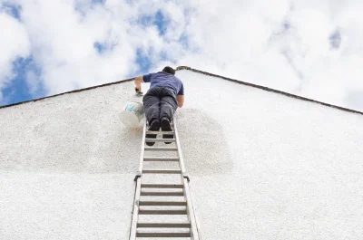 Peinture extérieure à Carbay — façades et ravalement