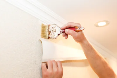 Pose de papier peint à Carbay — revêtements muraux et toiles de verre